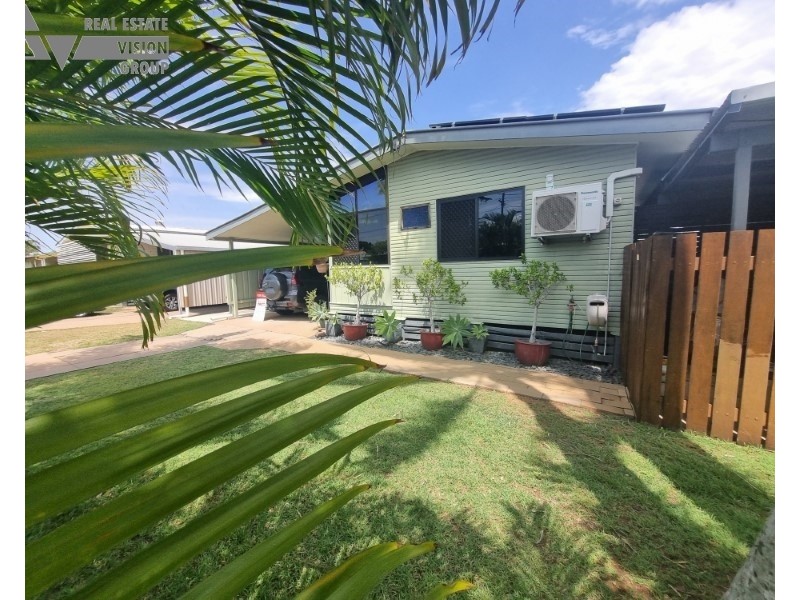46 Littlefield St, Blackwater QLD 4717