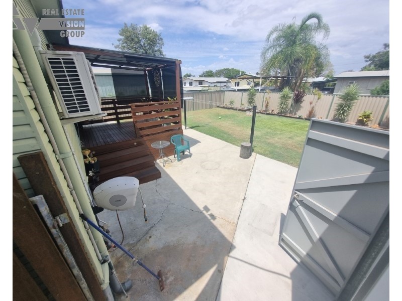 46 Littlefield St, Blackwater QLD 4717