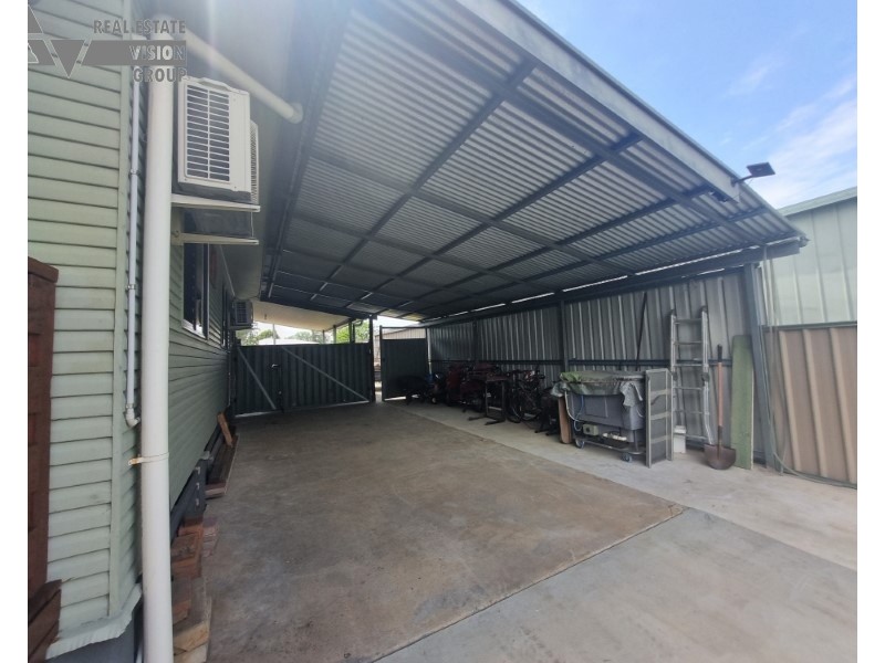 46 Littlefield St, Blackwater QLD 4717