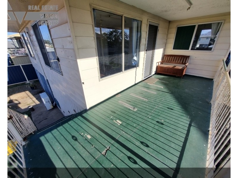 23 Blackbutt St, Blackwater QLD 4717