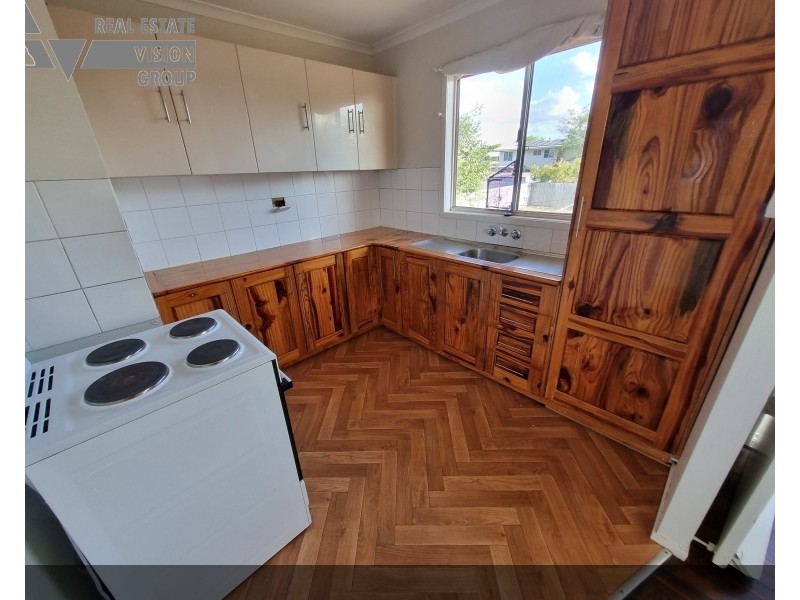 23 Blackbutt St, Blackwater QLD 4717