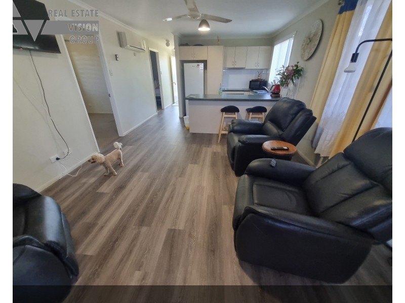 1A Pendula Cres, Blackwater QLD 4717