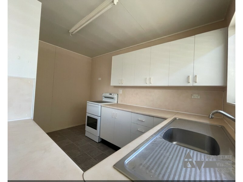 12 Rufus St, Blackwater QLD 4717