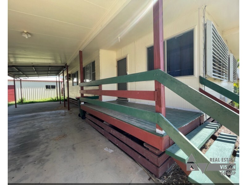 7 Bredhauer St, Blackwater QLD 4717