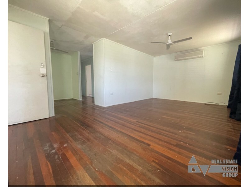 7 Bredhauer St, Blackwater QLD 4717