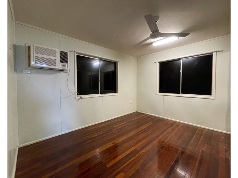 7 Bredhauer St, Blackwater QLD 4717