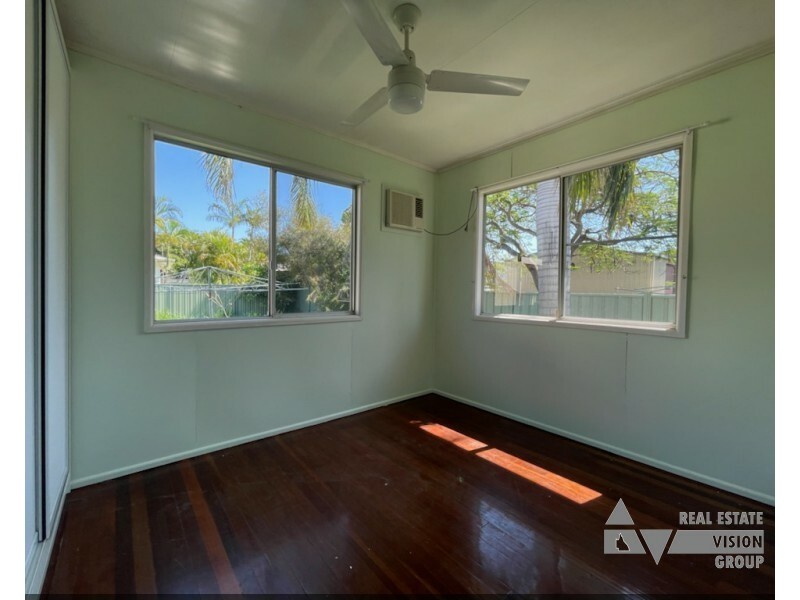 7 Bredhauer St, Blackwater QLD 4717