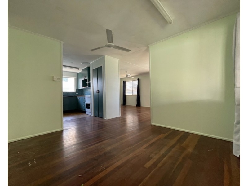 7 Bredhauer St, Blackwater QLD 4717