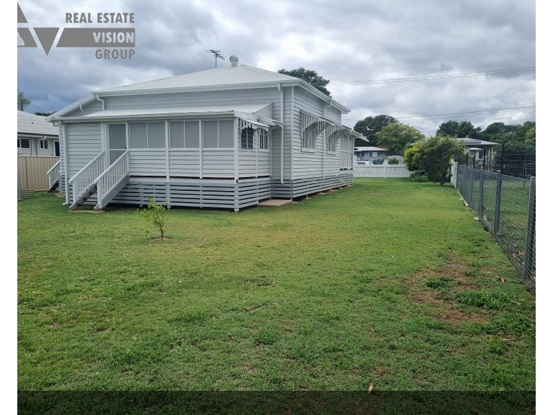 12 Bauhinia Street, Blackwater QLD 4717