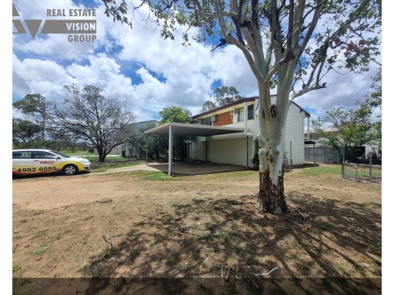 1 Scantlebury St, Blackwater QLD 4717