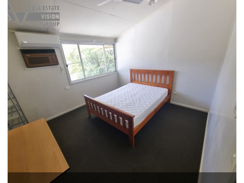 1 Scantlebury St, Blackwater QLD 4717