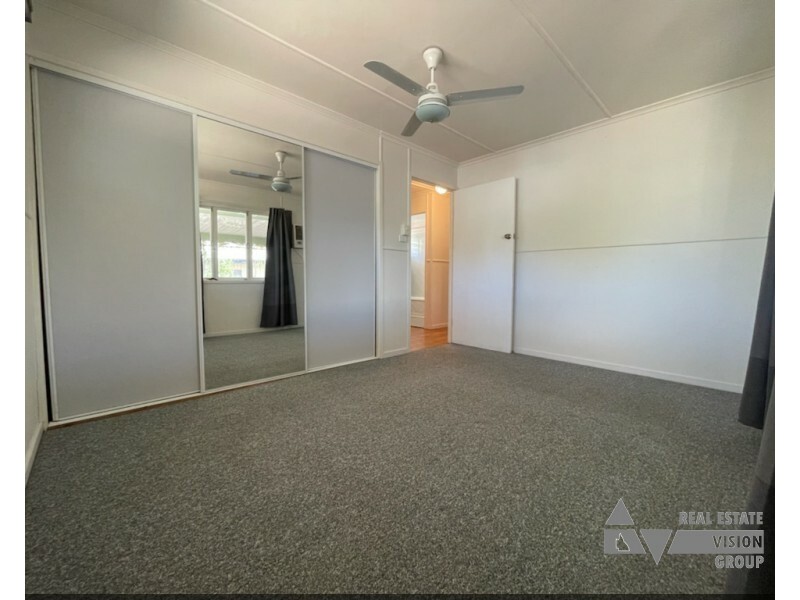 4 Seeman St, Blackwater QLD 4717