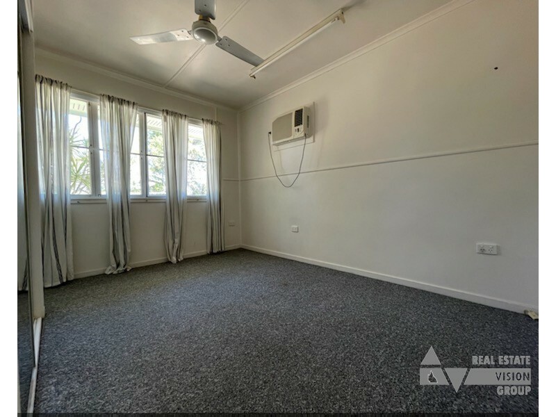 4 Seeman St, Blackwater QLD 4717