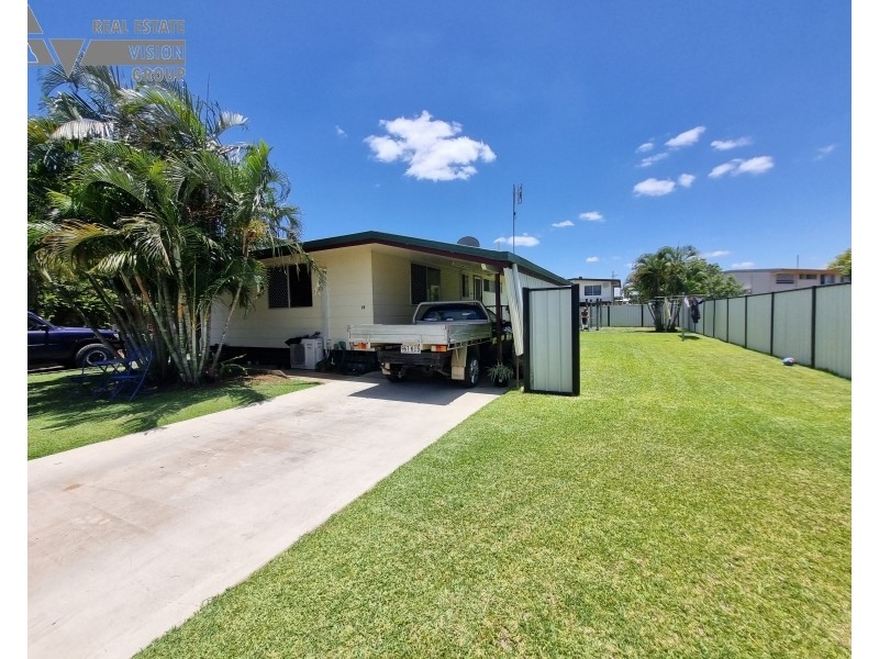 14 Yeates Ave, Blackwater QLD 4717