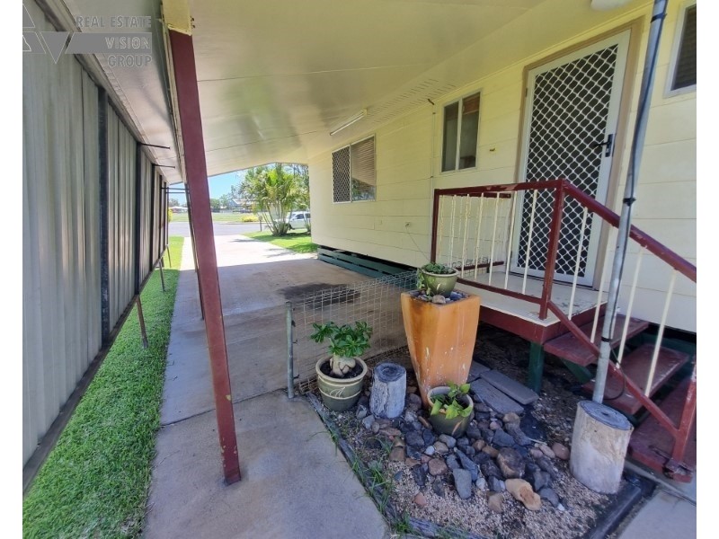 14 Yeates Ave, Blackwater QLD 4717