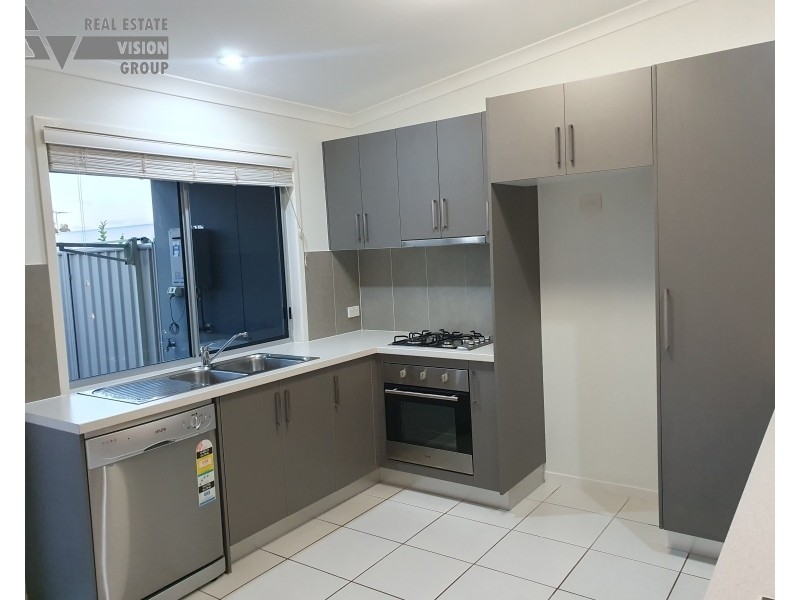Unit 10/8 Hillcrest St, Emerald QLD 4720