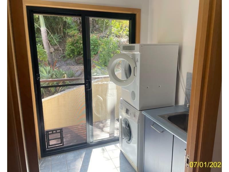 24 Nara Ave, Airlie Beach QLD 4802