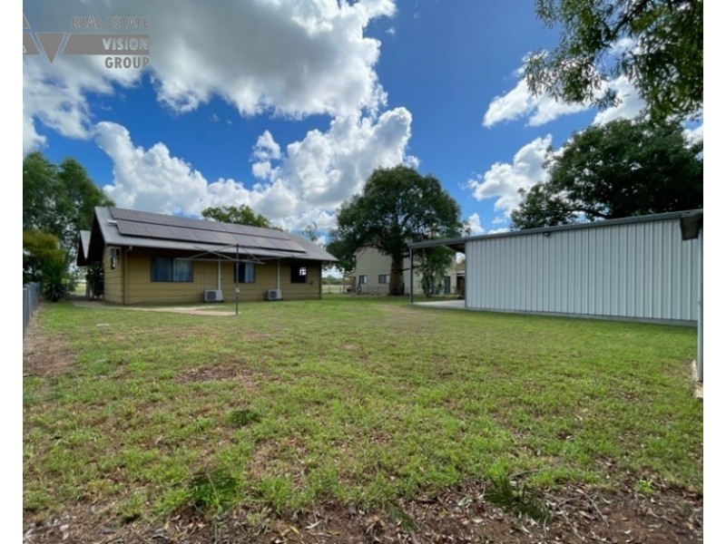 107 Blain St, Blackwater QLD 4717