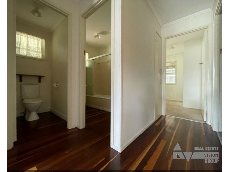 9 Gum St, Blackwater QLD 4717