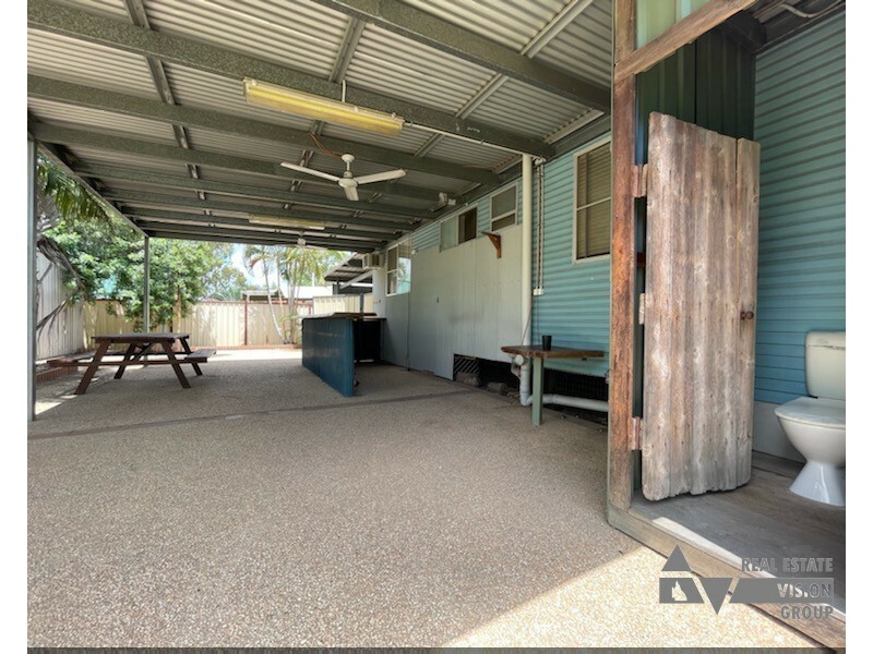 9 Gum St, Blackwater QLD 4717