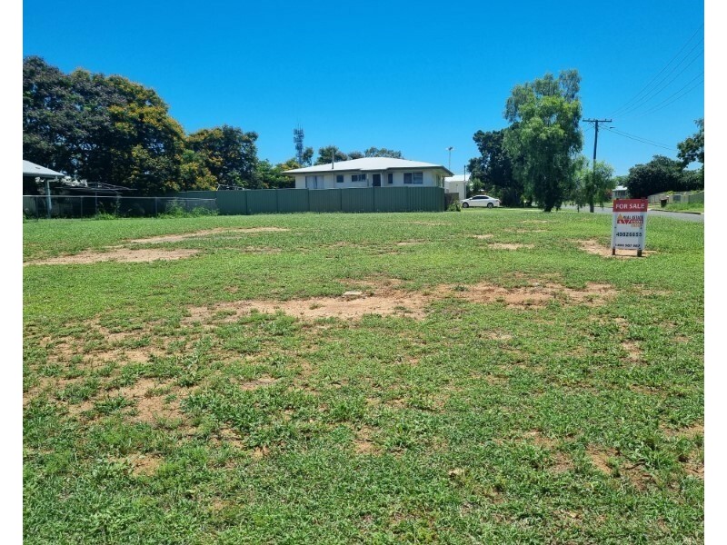 3 Fern St, Blackwater QLD 4717