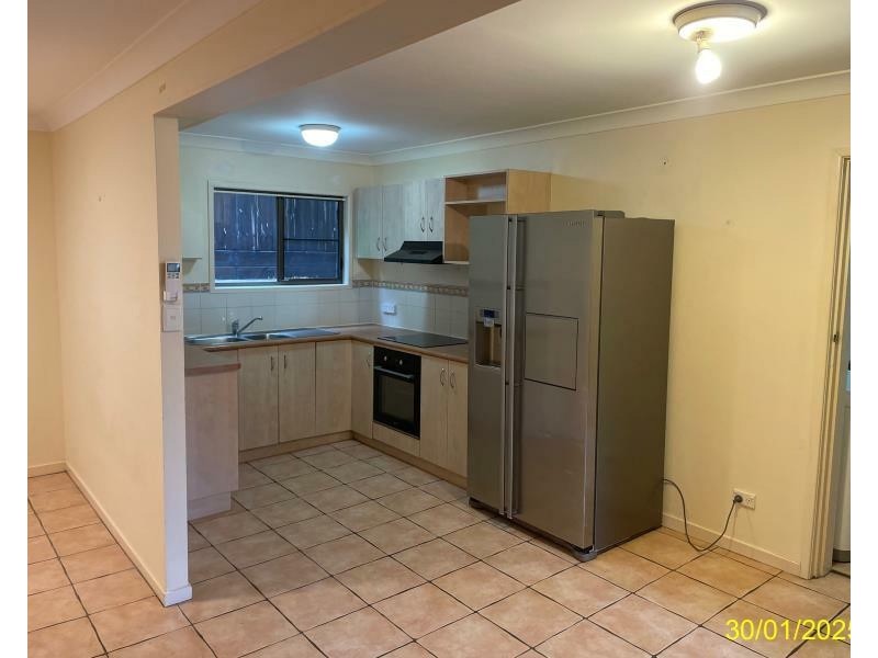 Unit 2/10 Begley St, Airlie Beach QLD 4802