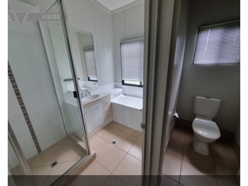 10 Gum St, Blackwater QLD 4717