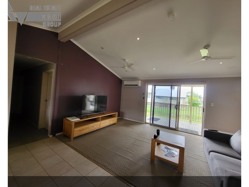 23 Boonery St, Blackwater QLD 4717