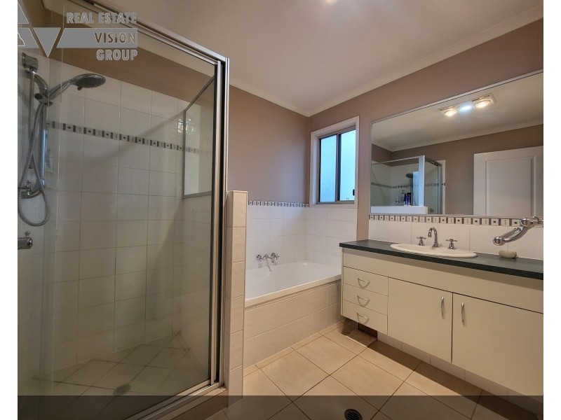 23 Boonery St, Blackwater QLD 4717