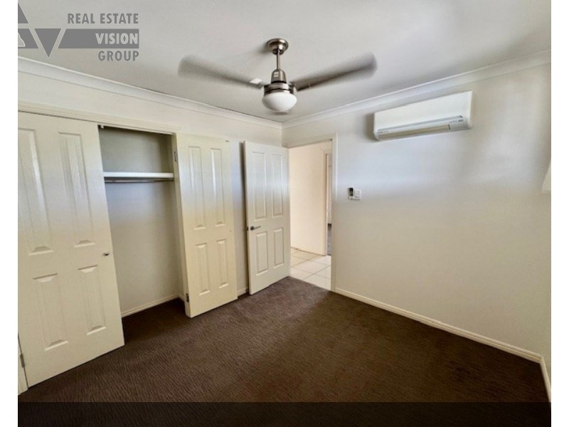 2/17 Lakeside Drive St, Emerald QLD 4720