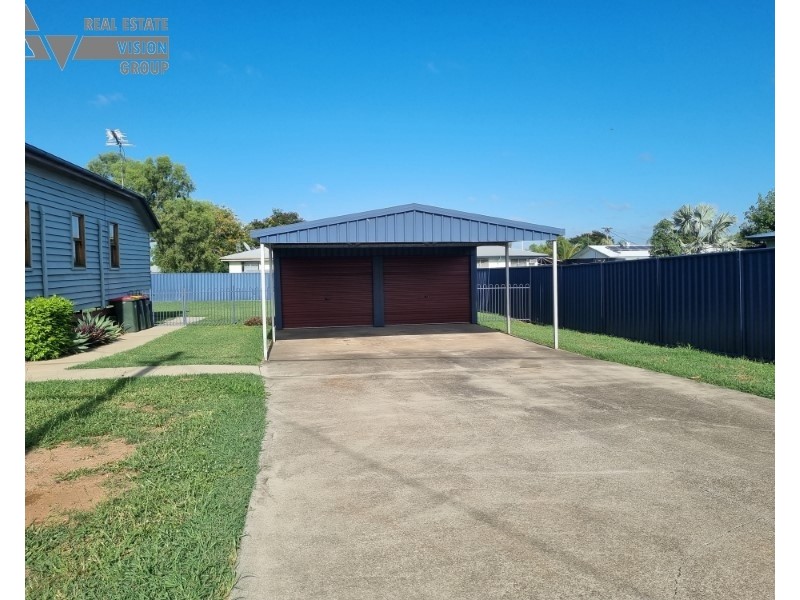 16-18 Sandalwood St, Blackwater QLD 4717