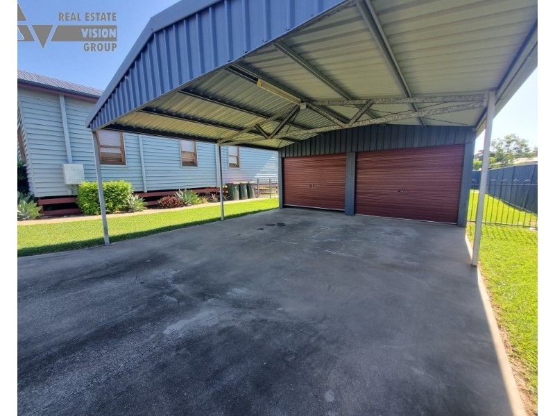 16-18 Sandalwood St, Blackwater QLD 4717
