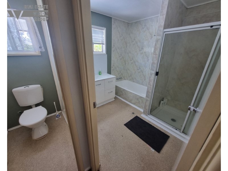 11 Comollatti St, Blackwater QLD 4717