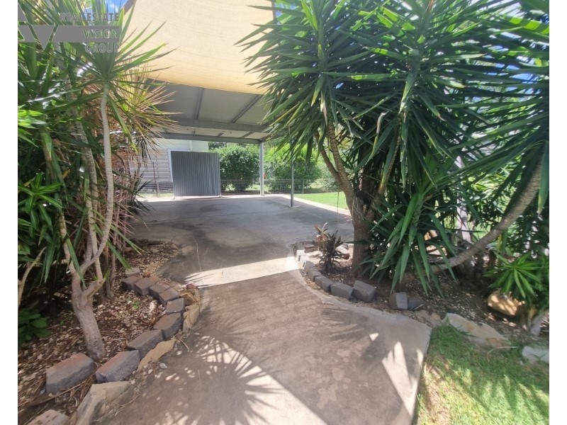 11 Comollatti St, Blackwater QLD 4717