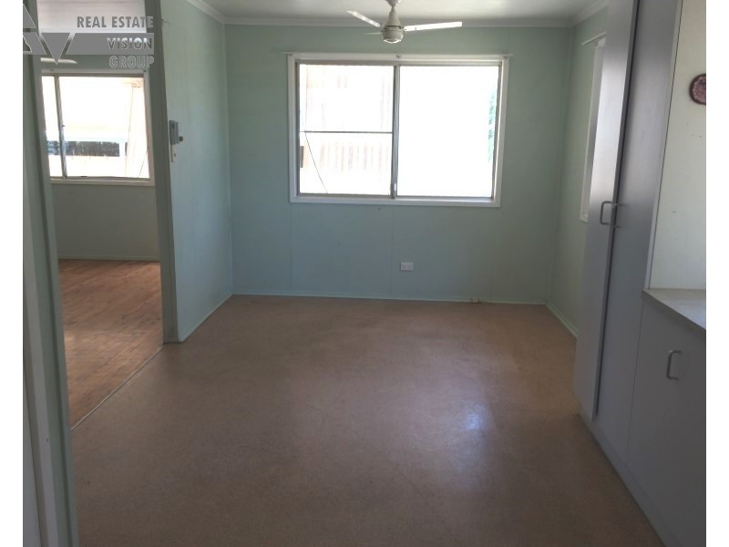 7 Gidyea St, Blackwater QLD 4717