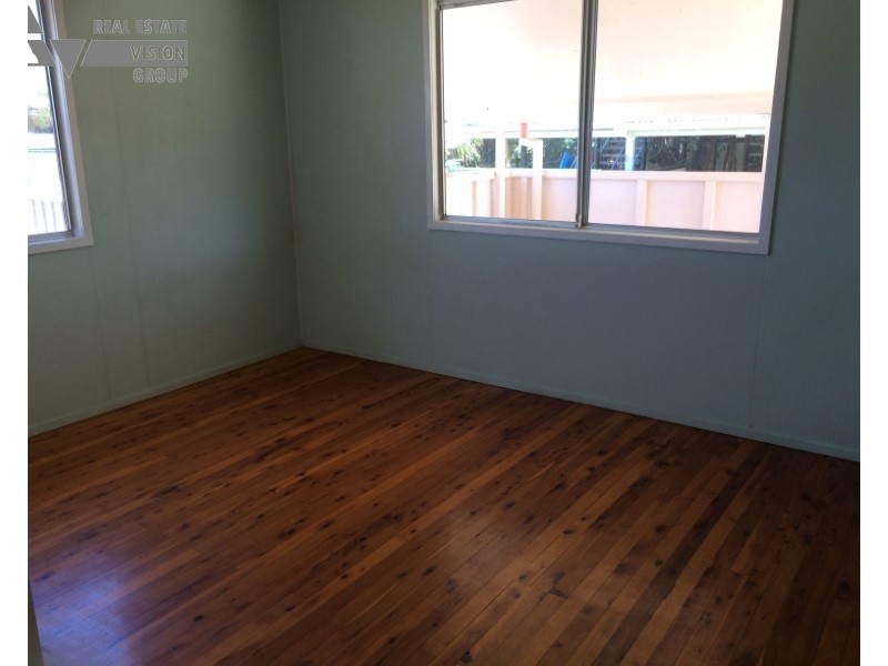 7 Gidyea St, Blackwater QLD 4717