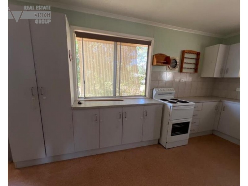 7 Gidyea St, Blackwater QLD 4717