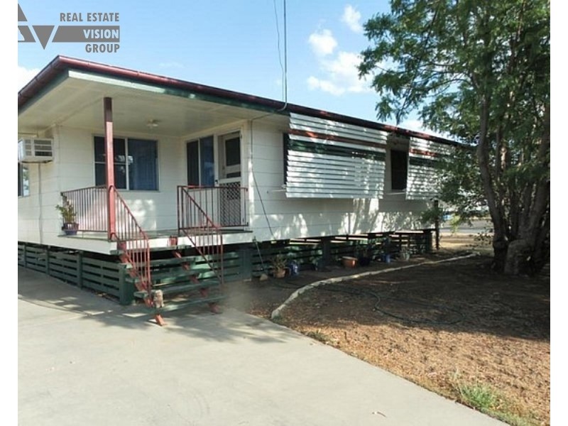 2 Mangrove Street, Blackwater QLD 4717