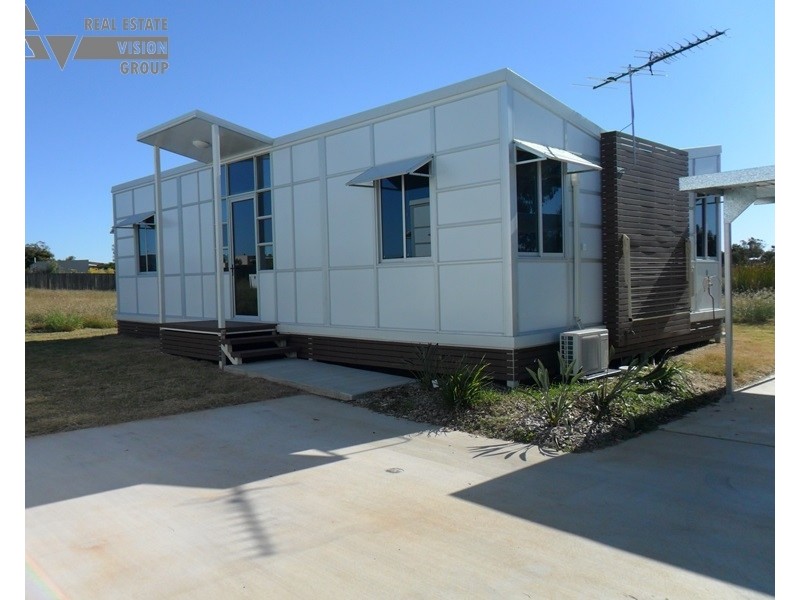 Unit 4/51 Bremner St, Blackwater QLD 4717