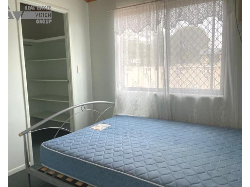 7 Oliffe St, Blackwater QLD 4717