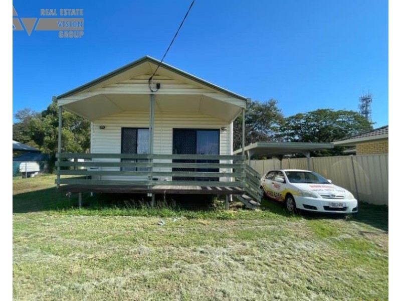 7 Oliffe St, Blackwater QLD 4717