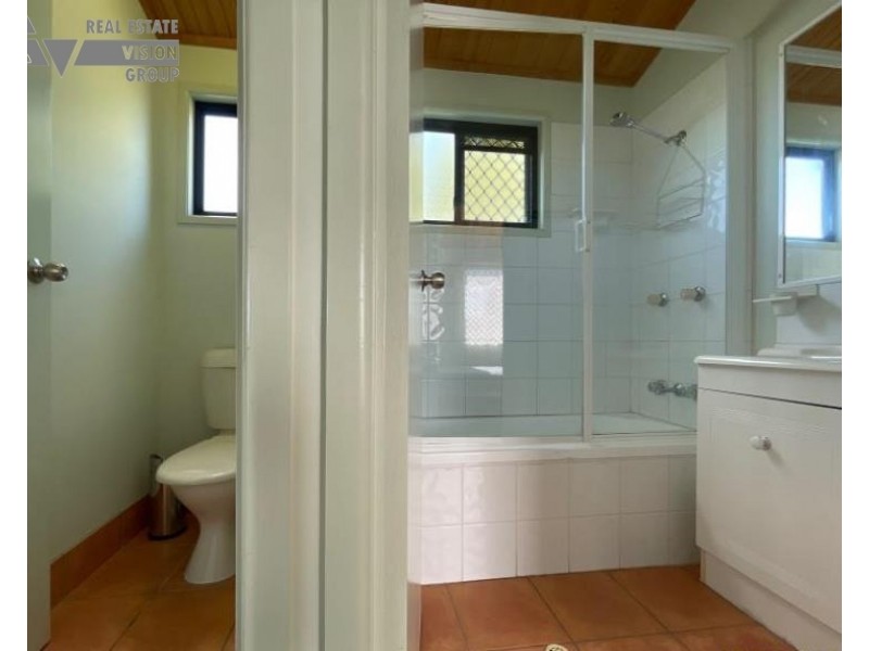 7 Oliffe St, Blackwater QLD 4717