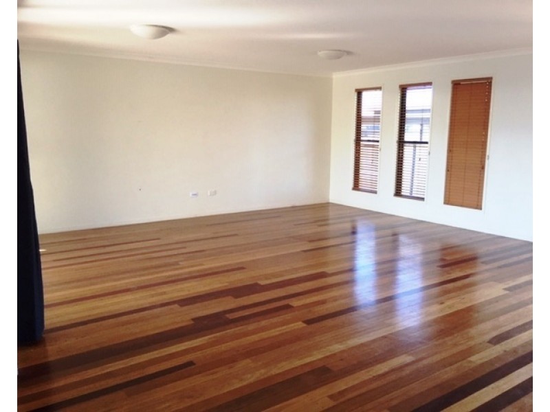 18 Bauman Way, Blackwater QLD 4717