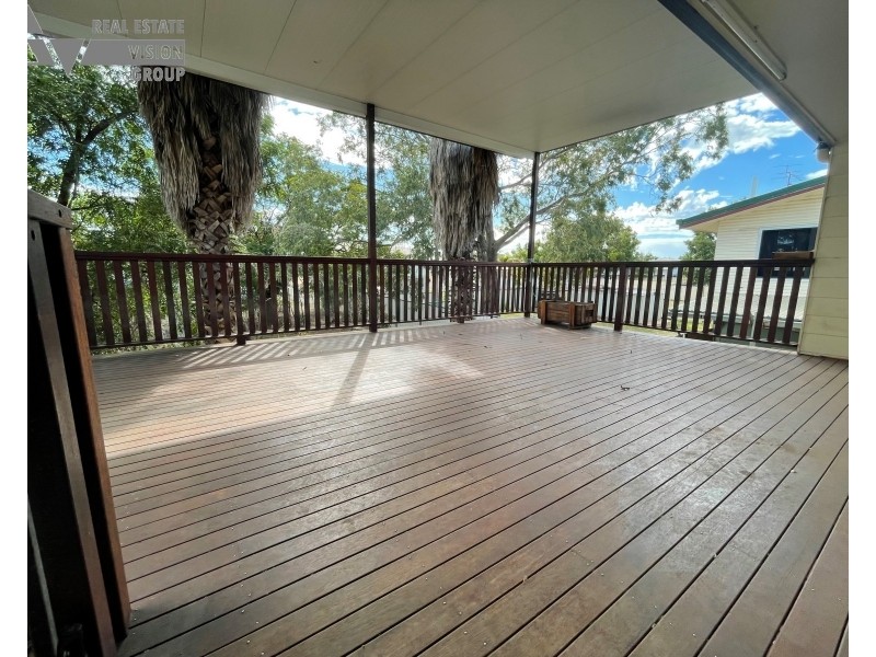 12 Bredhauer St, Blackwater QLD 4717