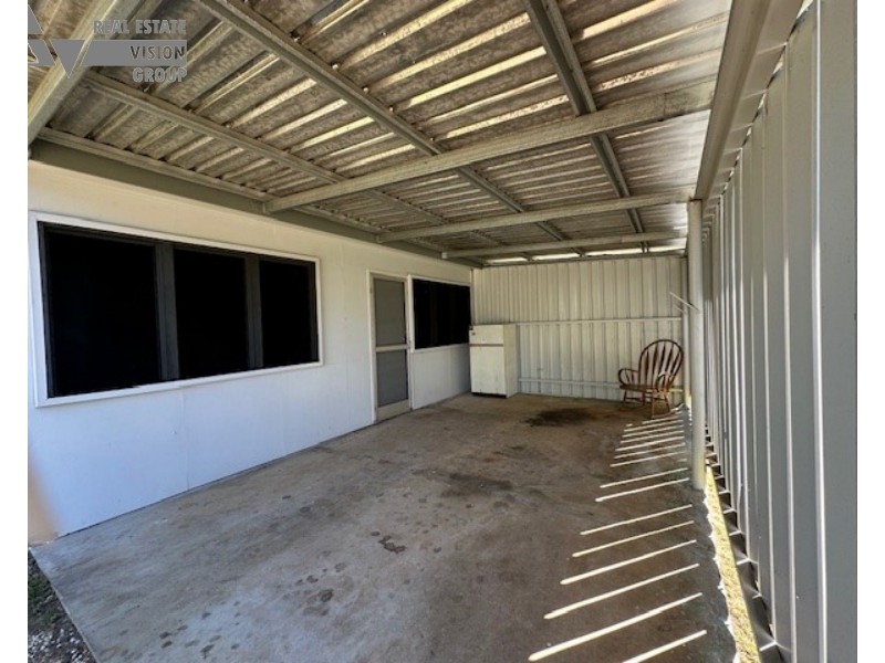 29/Fairview Cabin, Rubyvale QLD 4702