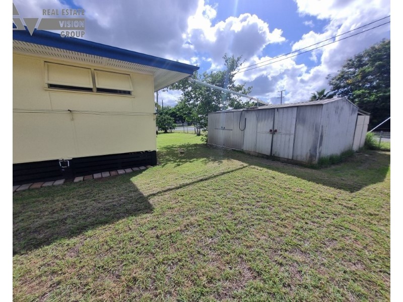 36 Fay St, Blackwater QLD 4717