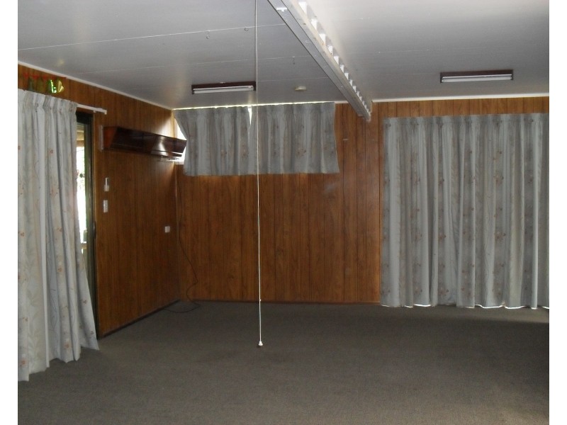 13 Bremner Street, Blackwater QLD 4717