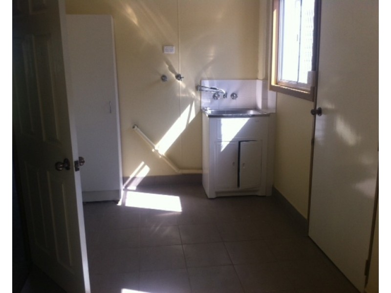 13 Bremner Street, Blackwater QLD 4717