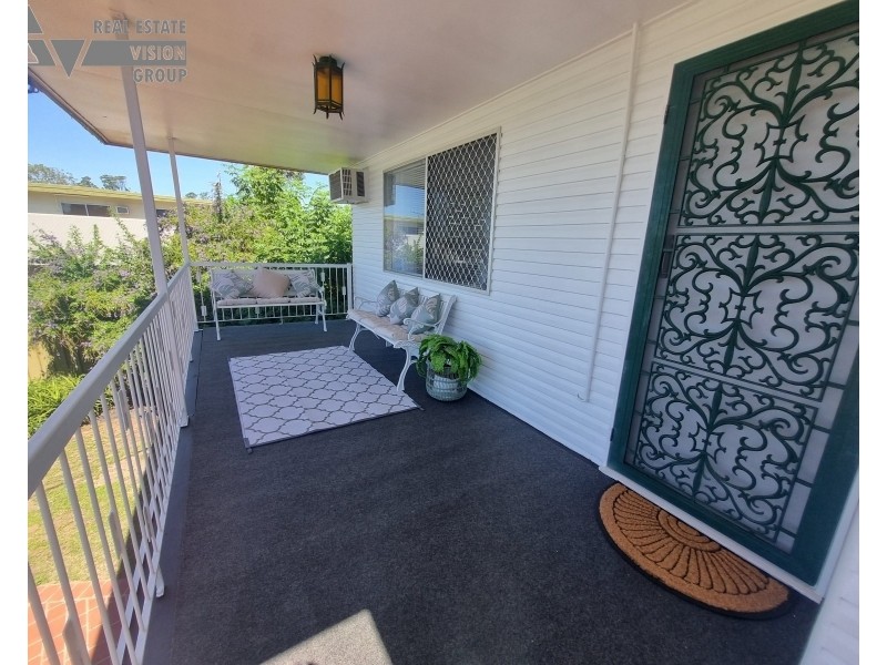 20 Mackenzie St, Blackwater QLD 4717