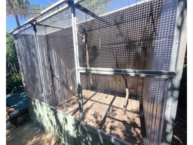 20 Mackenzie St, Blackwater QLD 4717